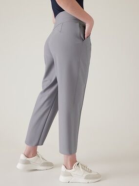 Athleta Stellar Crop Pant